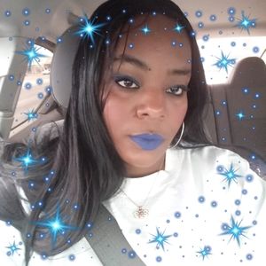 Meet your Posher, Alisha